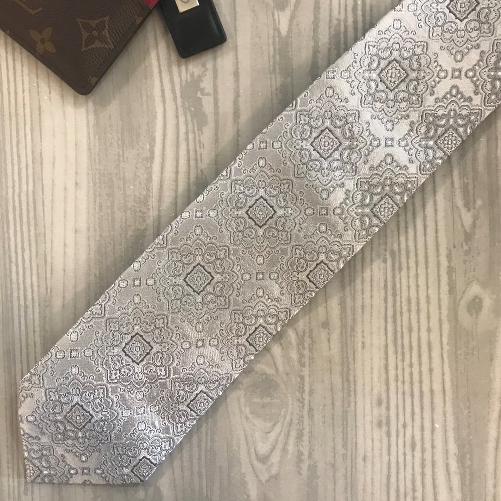 Vintage Ermenegildo Zegna Gray Silver Men's Tie